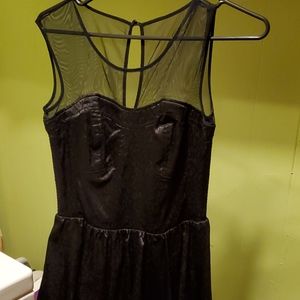 GUESS sexy lil black dress!! Like new